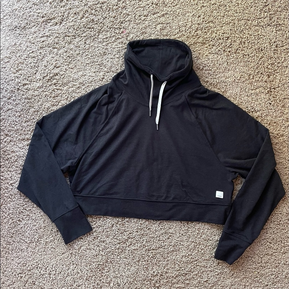 Vuori Halo cropped Funnel Neck